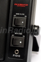 Głośnik zewnętrzny DIAMOND P-1010 wyposażony jest w przełączniki filtra i tłumika